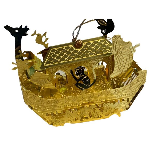 Laser Cut Noah's Ark Goldtone Hanging Christmas Ornament - Picture 16 of 16